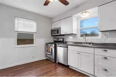 638 Conover Lane, Saint Louis, MO 63126 - Photo 4