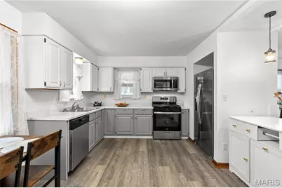 801 Elsworth Place, Ferguson, MO 63135 - Photo 10