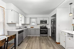 801 Elsworth Pl, Ferguson, MO 63135 - Photo 10