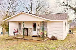 109 6th St, Park Hills, MO 63601 - Photo 2
