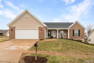 2112 Santiago Dr, Arnold, MO 63010 - Photo 1