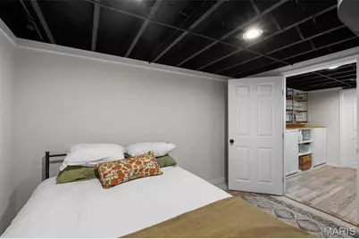 5664 Marquette Avenue, Saint Louis, MO 63139 - Photo 28