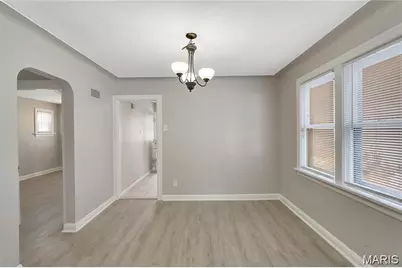 4556 Carter Avenue, Saint Louis, MO 63115 - Photo 8