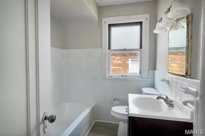4556 Carter Avenue, Saint Louis, MO 63115 - Photo 4