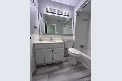 7231 Briarview Drive, Saint Louis, MO 63123 - Photo 14