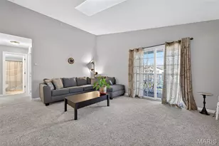 2514 Coppergate Square Dr, Saint Louis, MO 63129 - Photo 4