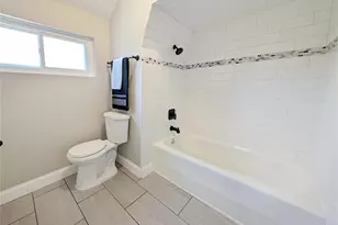 6304 Cates Ave, Saint Louis, MO 63130 - Photo 16