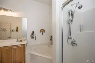 904 Chesterfield Villas Cir Circle, Chesterfield, MO 63017 - Photo 40