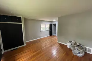 9871 Medford Dr, Saint Louis, MO 63136 - Photo 8