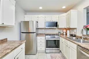 4501 Eli Dr, Saint Louis, MO 63128 - Photo 22