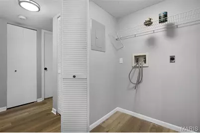 13815 Amiot Drive, Maryland Heights, MO 63146 - Photo 14