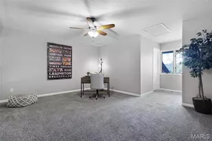 13815 Amiot Dr, Maryland Heights, MO 63146 - Photo 18