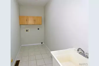 2352 The Courts Drive, Chesterfield, MO 63017 - Photo 20