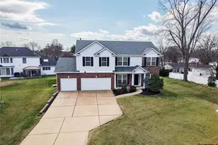 2352 The Courts Dr, Chesterfield, MO 63017 - Photo 1