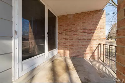 700 Sherwood Drive, Florissant, MO 63031 - Photo 4