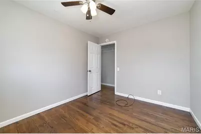 700 Sherwood Drive, Florissant, MO 63031 - Photo 18