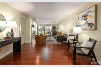 4554 Laclede Avenue #107, Saint Louis, MO 63108 - Photo 4