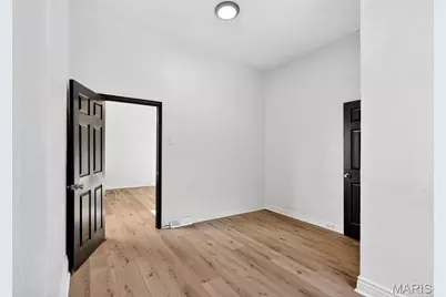 3005 S Compton Avenue, Saint Louis, MO 63118 - Photo 32