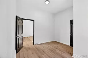 3005 S Compton Ave, Saint Louis, MO 63118 - Photo 32