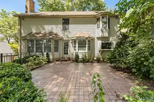 384 Greentrails Dr, Chesterfield, MO 63017 - Photo 26