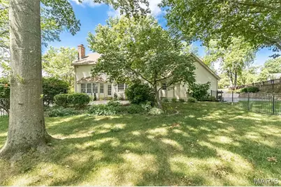 384 Greentrails Drive, Chesterfield, MO 63017 - Photo 28