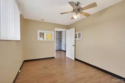 1579 S Old Highway 94, Saint Charles, MO 63303 - Photo 14