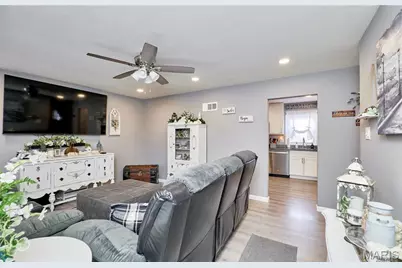 525 Mullanphy Road, Florissant, MO 63031 - Photo 10