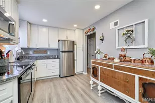 525 Mullanphy Rd, Florissant, MO 63031 - Photo 18