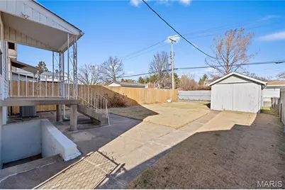 3979 Burgen Avenue, Saint Louis, MO 63116 - Photo 20