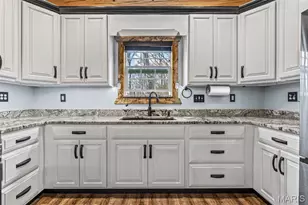 6275 Mohawk Dr, French Village, MO 63036 - Photo 28