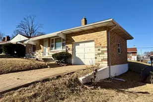 9421 Dickerson Dr, Jennings, MO 63136 - Photo 2