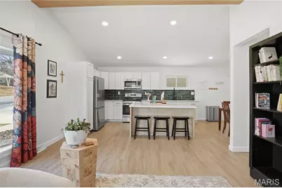 1211 Fernleaf Drive, Saint Louis, MO 63126 - Photo 6