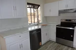 11615 Mehl Ave, Florissant, MO 63033 - Photo 10