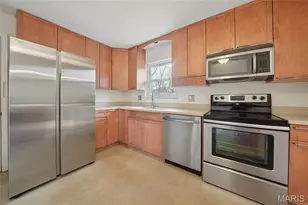 12476 Sparrowwood Dr, Saint Louis, MO 63146 - Photo 6