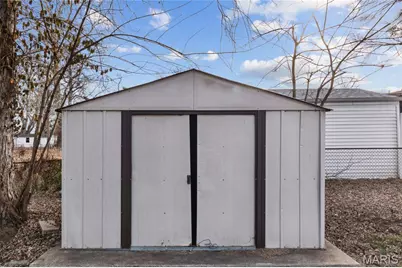 1035 Kostka Lane, Florissant, MO 63031 - Photo 24