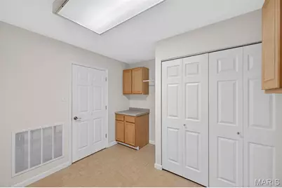 1601 Walpole Drive #B, Chesterfield, MO 63017 - Photo 22