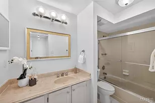 1601 Walpole Dr, Chesterfield, MO 63017 - Photo 20