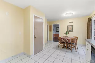 426 Darst Rd, Ferguson, MO 63135 - Photo 12