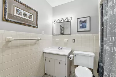 426 Darst Road, Ferguson, MO 63135 - Photo 18