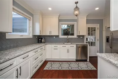 7650 Marion Court, Maplewood, MO 63143 - Photo 18