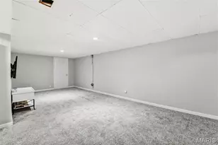 9705 Antigo Dr, Saint Louis, MO 63123 - Photo 16