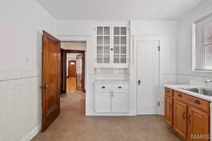 5859 Goener Ave, Saint Louis, MO 63116 - Photo 6