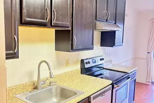 920 Guelbreth Lane, Creve Coeur, MO 63141 - Photo 2