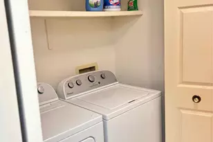 920 Guelbreth Lane, Creve Coeur, MO 63141 - Photo 14