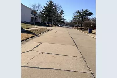 3823 Salvation Road, Florissant, MO 63034 - Photo 2