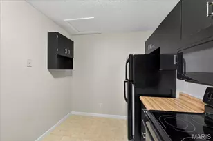 1626 High School Dr, Saint Louis, MO 63144 - Photo 12