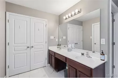 422 Parkgate Drive, Lake Saint Louis, MO 63367 - Photo 18