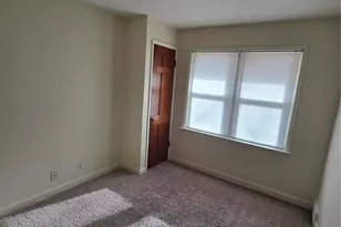 1255 Bosworth Dr, Bellefontaine Neighbors, MO 63137 - Photo 4