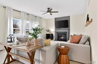 182 S Brighton Park Ct, Saint Charles, MO 63303 - Photo 4