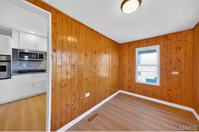 8965 Tudor Avenue, Charlack, MO 63114 - Photo 14